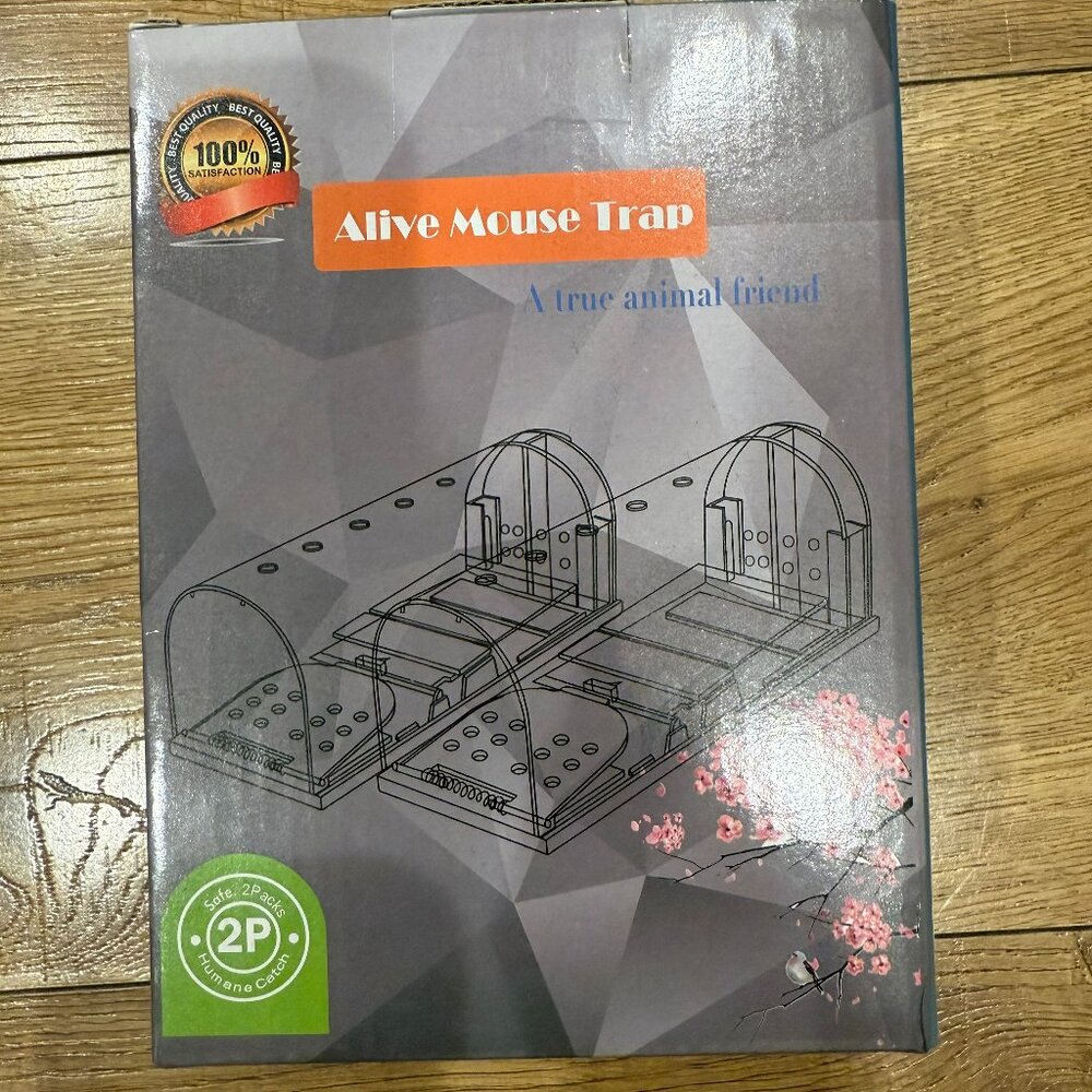 NWT Alive Mouse Trap No Kill Reusable Non Poisonous Humane Catch,Release 2 Pack